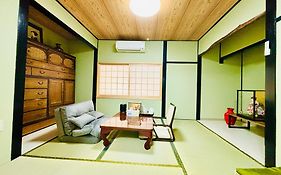 机场地铁直达 心斋桥2站 早餐 停车無料